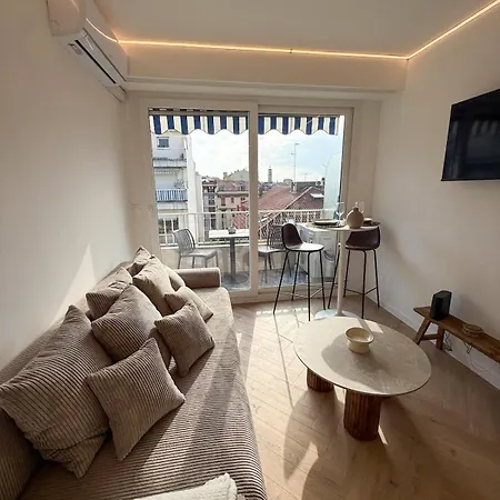 Appartement Port De Nice, 4pers Emplacement Ideal Equipe Balcon Nice